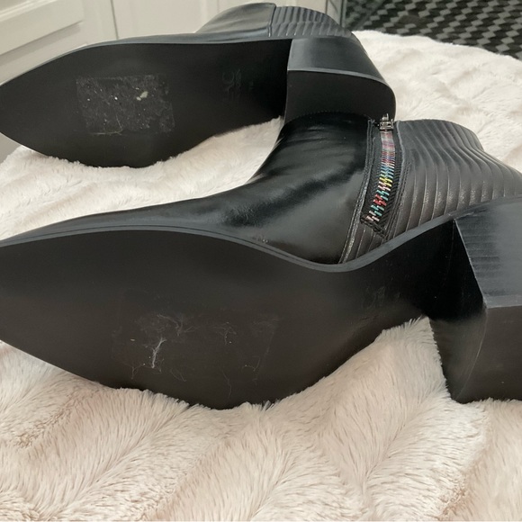 Zac Posen Tanesha Rainbow Zipper Bootie - Picture 4 of 7